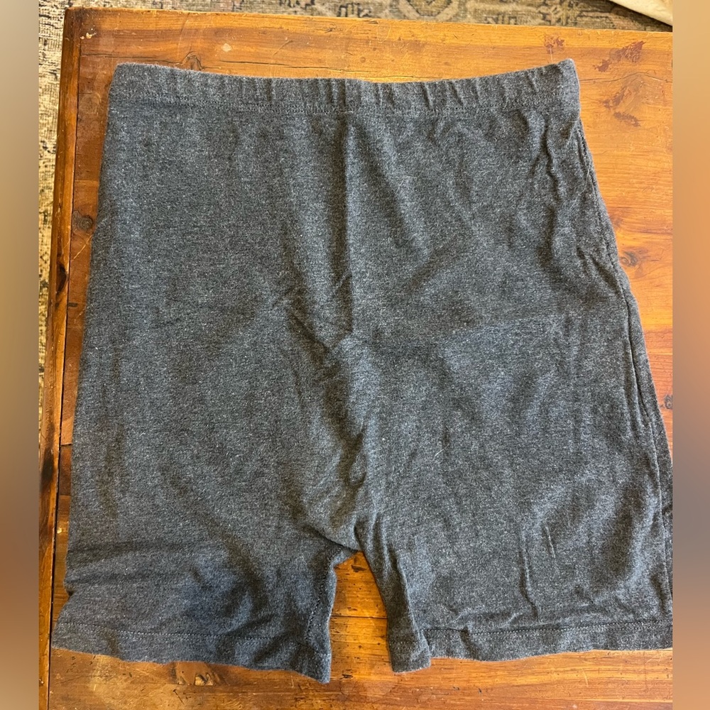 Brandy Melville biker shorts - grey